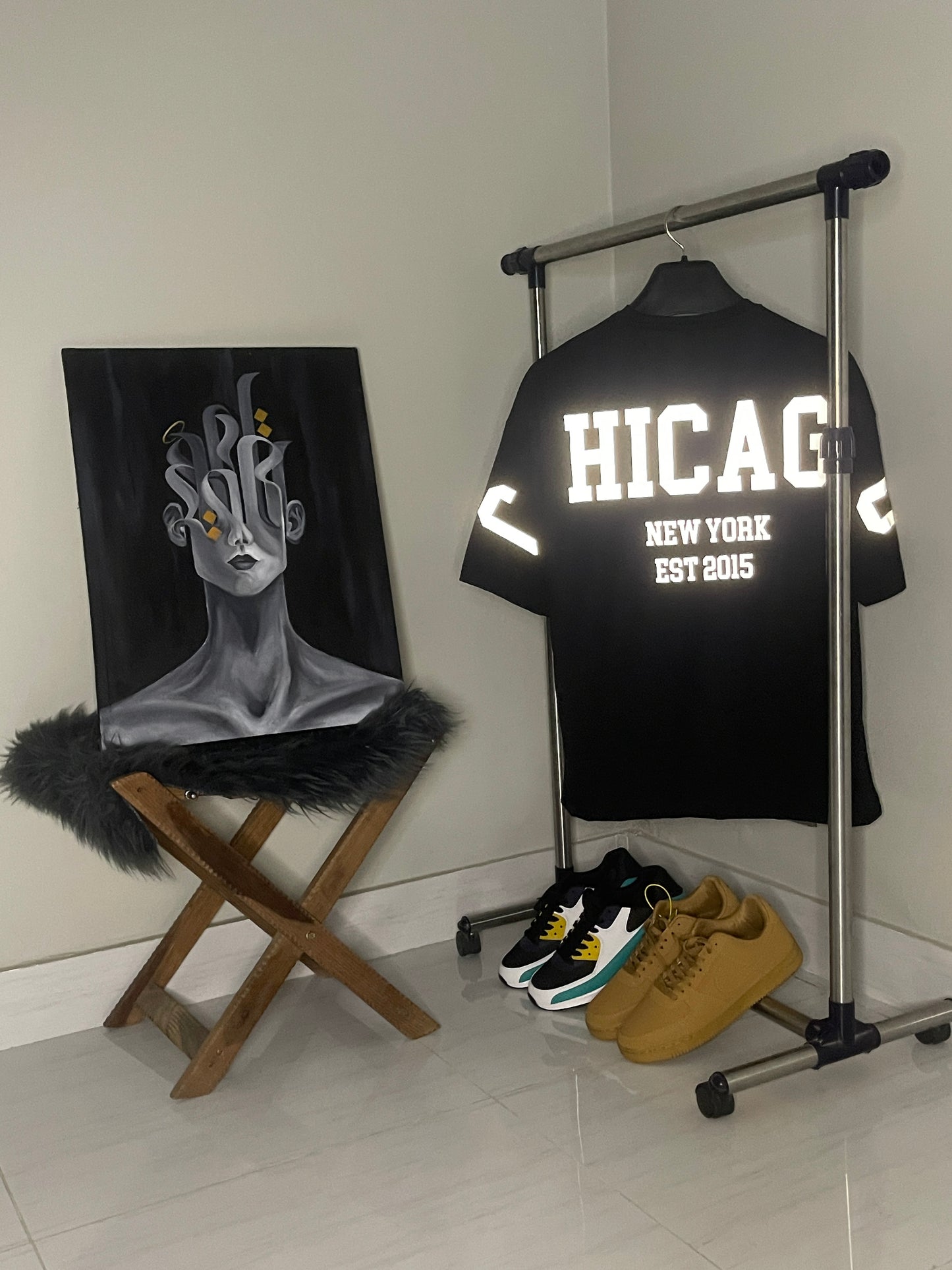 Chicago Reflector Oversize Black Tshirt