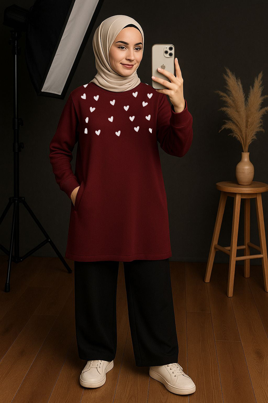 LONG LENGTH SWEATSHIRT MAROON ALL OVER HEARTS