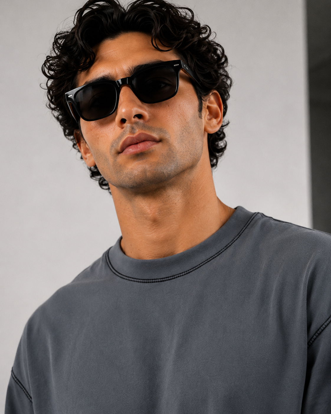 Contrast Thread T-Shirt Grey