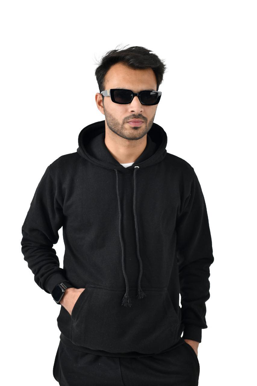 UNISEX BASIC BLACK HOODIE