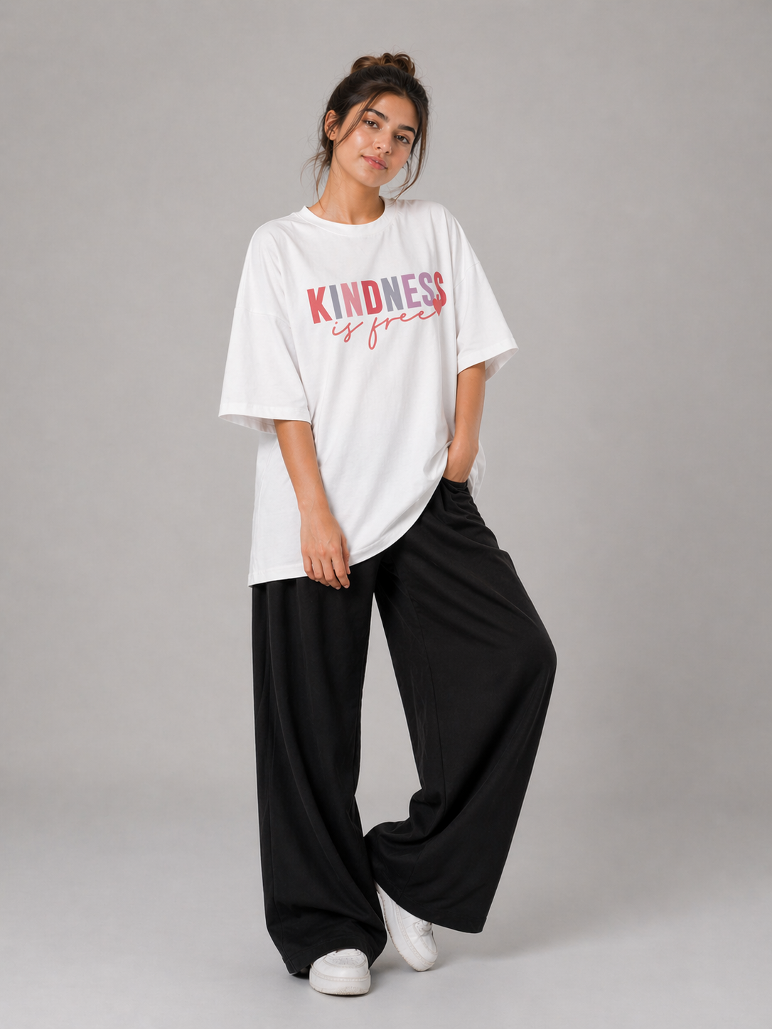 Kindness is free Oversized Tshirt White