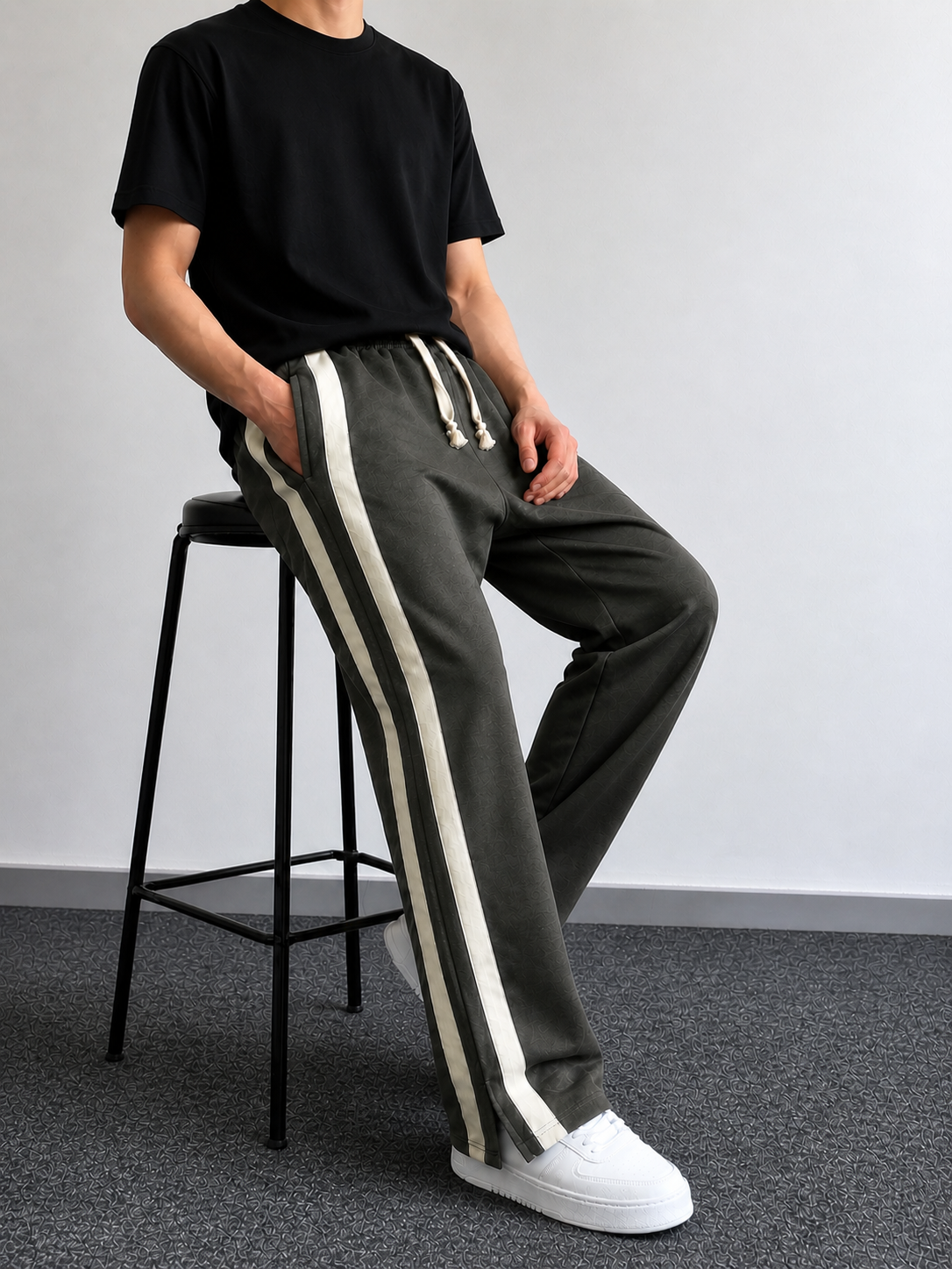 Side Stripe Relaxed Fit Trousers - Green