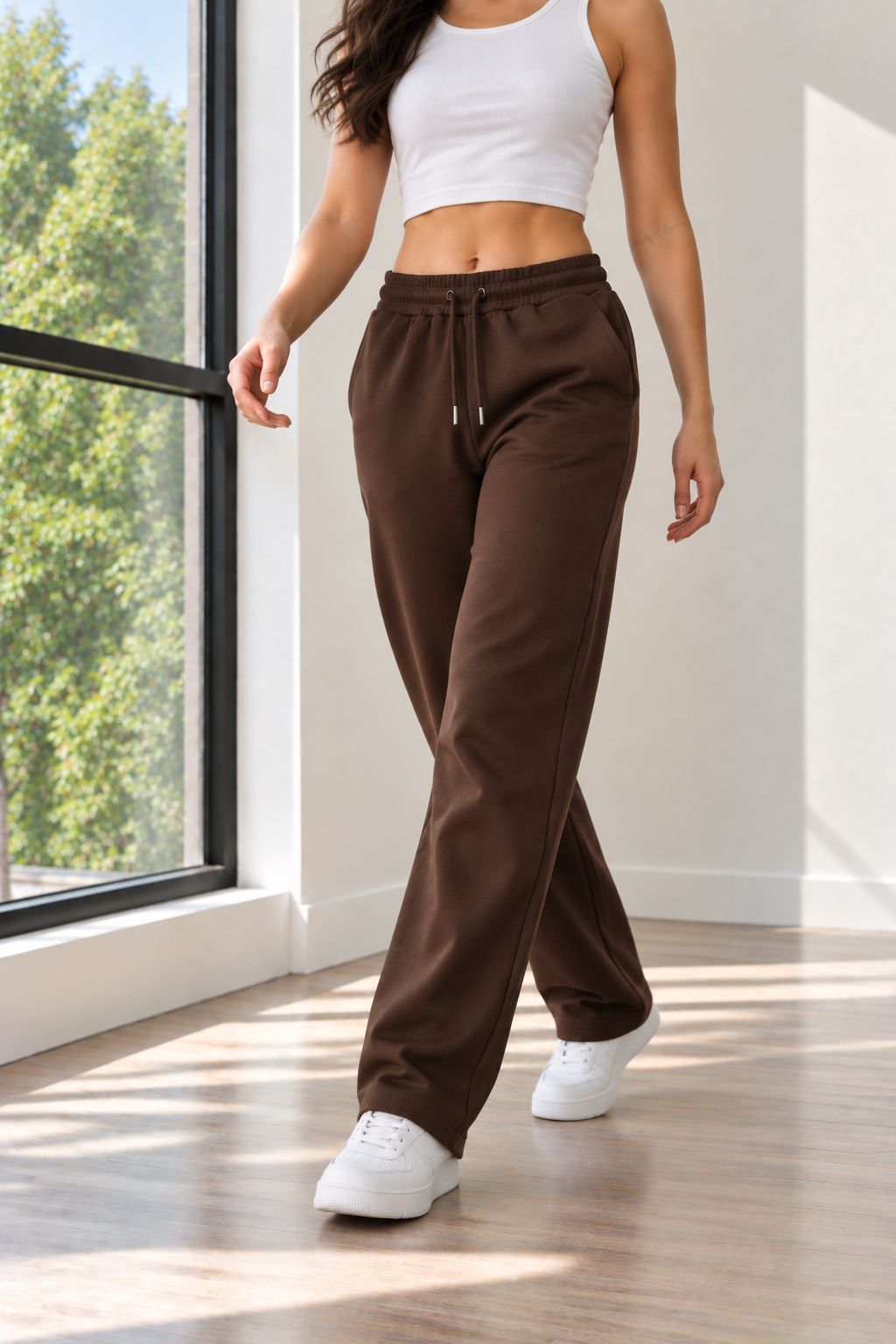 BASIC BROWN SWEATPANTS